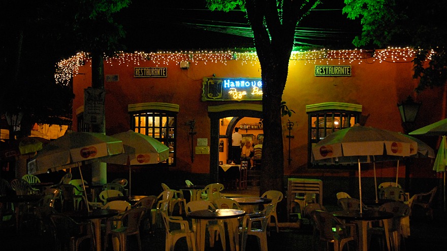 Embu,-Brasil-07DEC15-7058